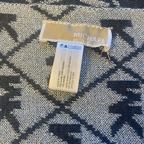 Michael Kors Signature Monogram Knit metallic  Scarf - Picture 3 of 3